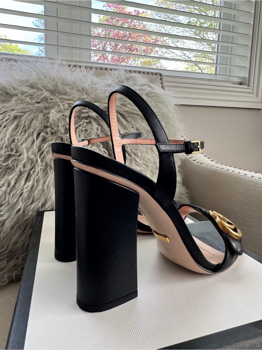 Gucci Marmont Black Leather Block Heel Sandals with Gold GG 38 - Picture 4 of 8